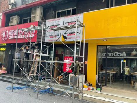 于都制作广告招牌如何避免它发黄？